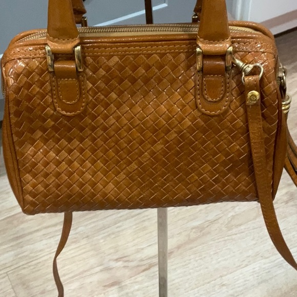 ❌Sold❌Vintage Fendi Brown Woven Leather Small Crossbody Bag - Picture 7 of 16